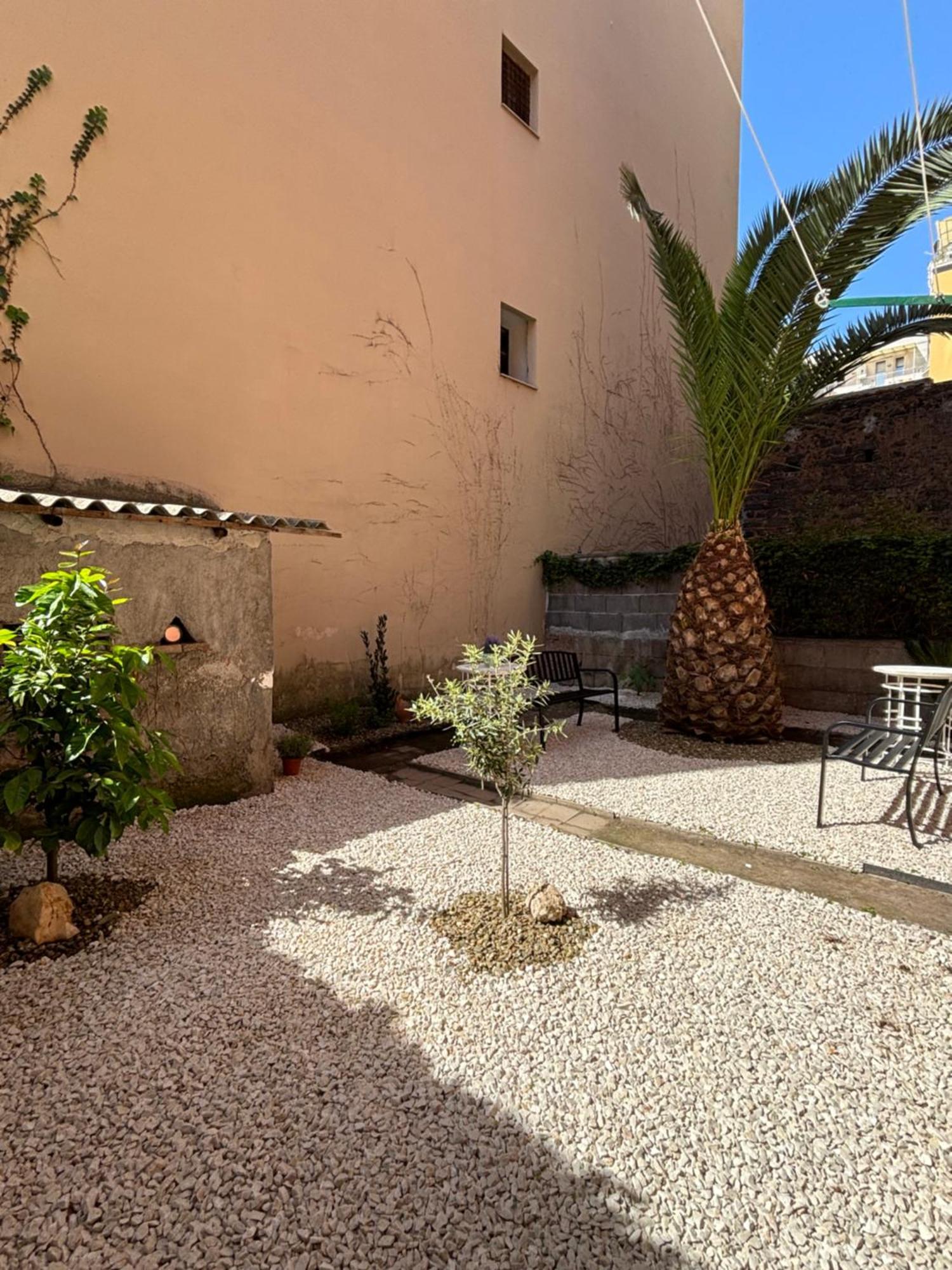 Il Giardino Casa Vacanze Catania Bagian luar foto
